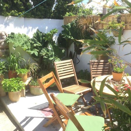 Bambu Cottage نيوكويي المظهر الخارجي الصورة
